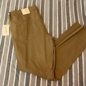 Brand New Universal Thread Mid Rise Skinny Pants(12)